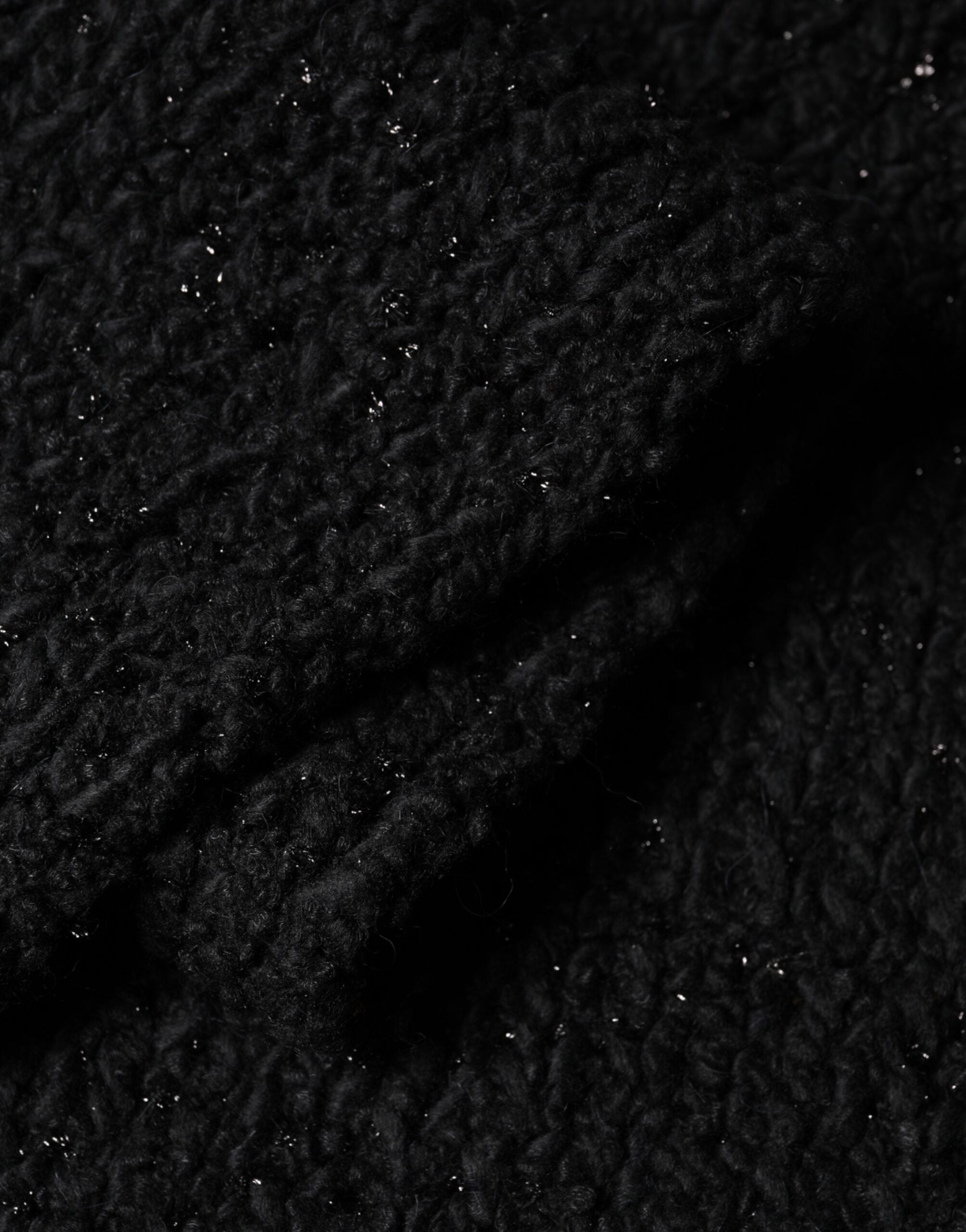 Bufanda tipo fular de lana negra con flecos para el cuello