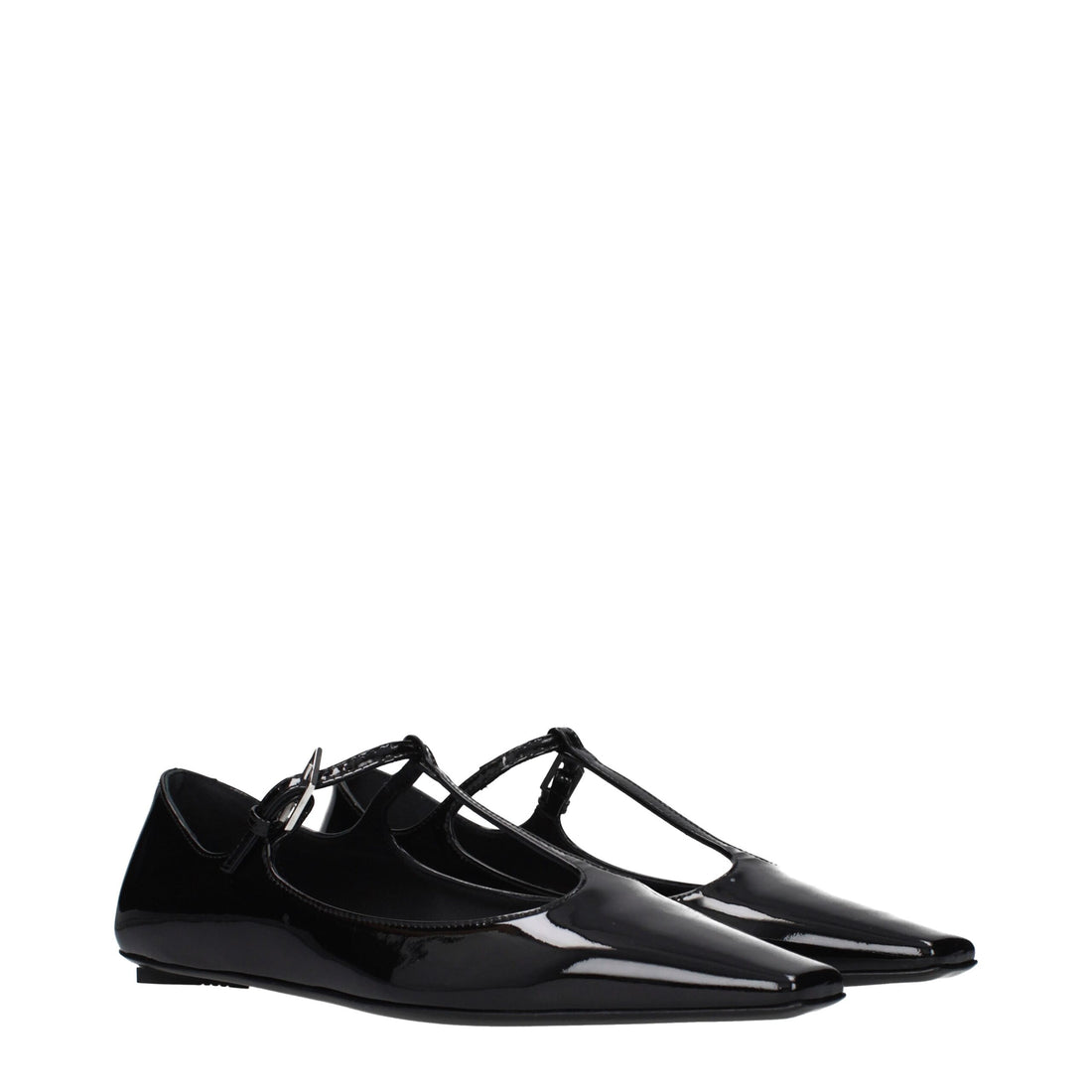 Black leather ballet flats by KILAUE
