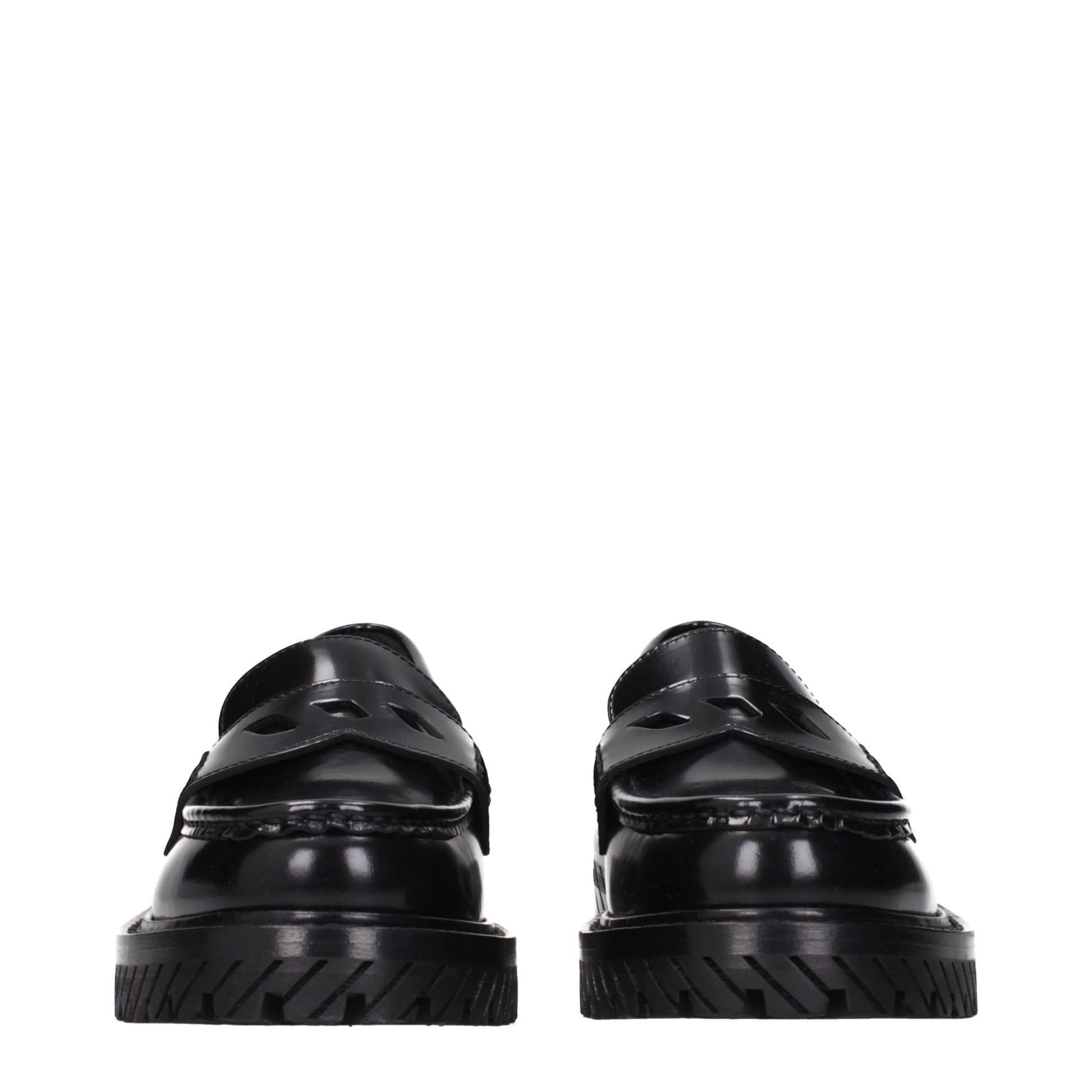 close‑up‑detail‑of‑black‑leather‑slip‑on‑loafer