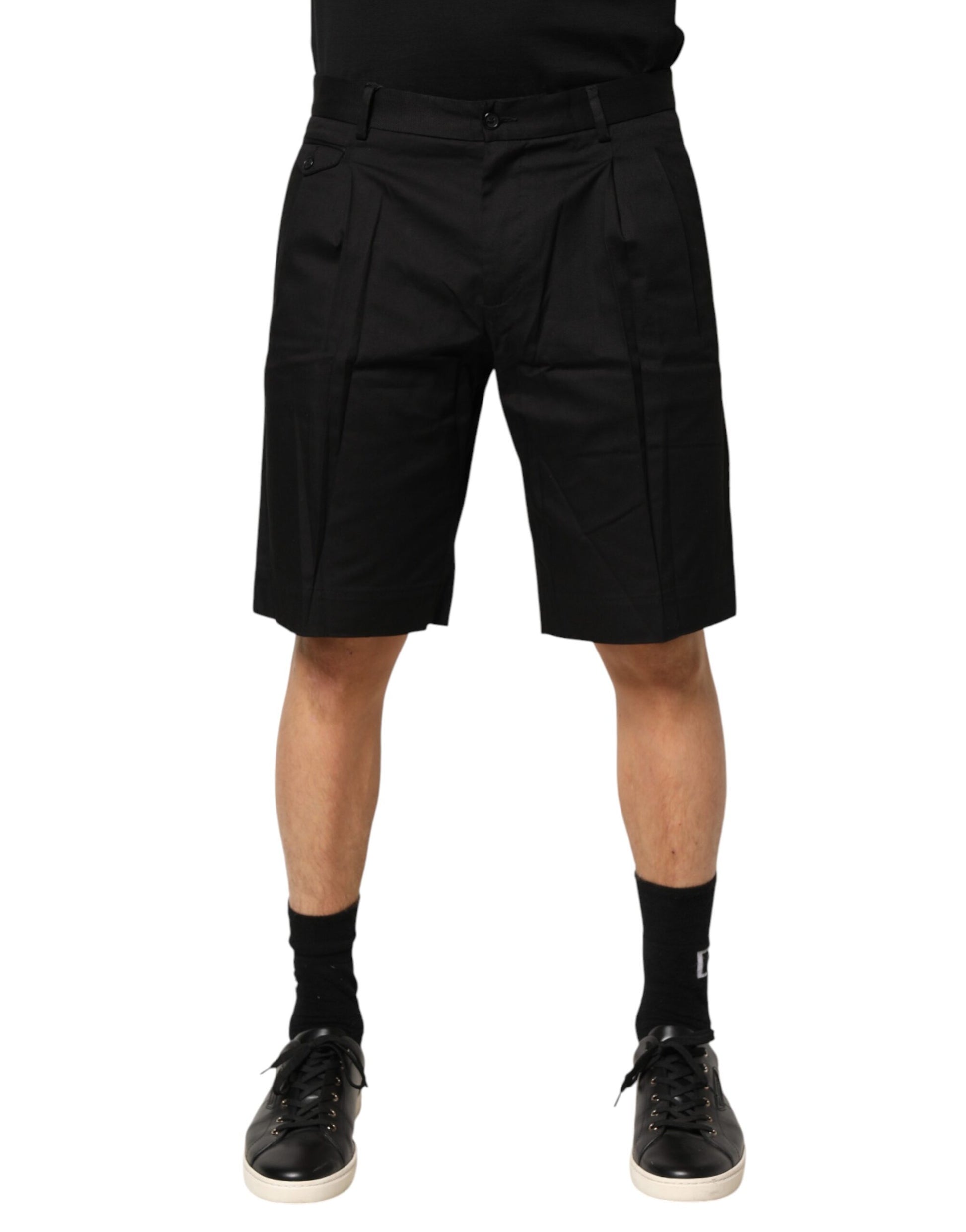 Comfortable black mid‑waist cotton shorts