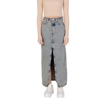 Calvin Klein women’s azzurro denim maxi skirt front view