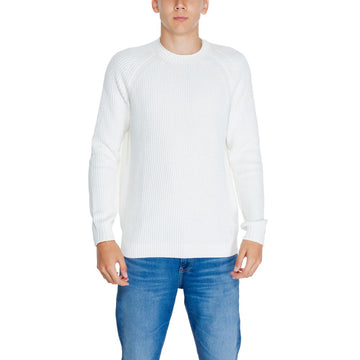 Calvin Klein men’s bianco utility raglan sweatshirt front view