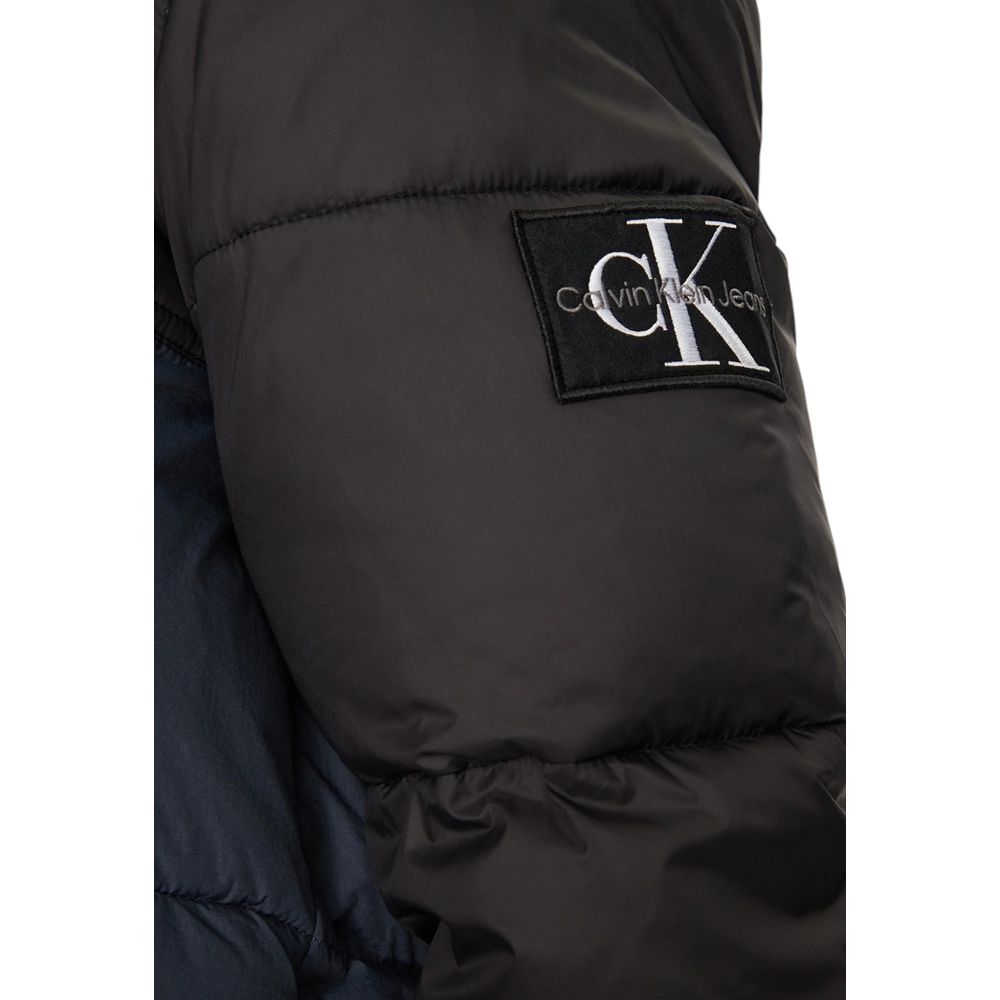 Calvin Klein blue non down blocking puffer zipper detail