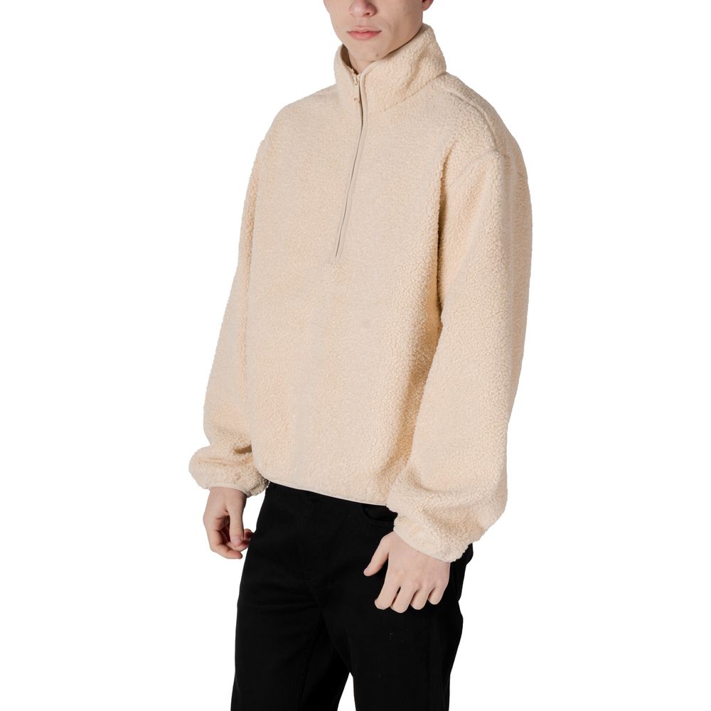 Calvin Klein cream sherpa shell jacket detail view