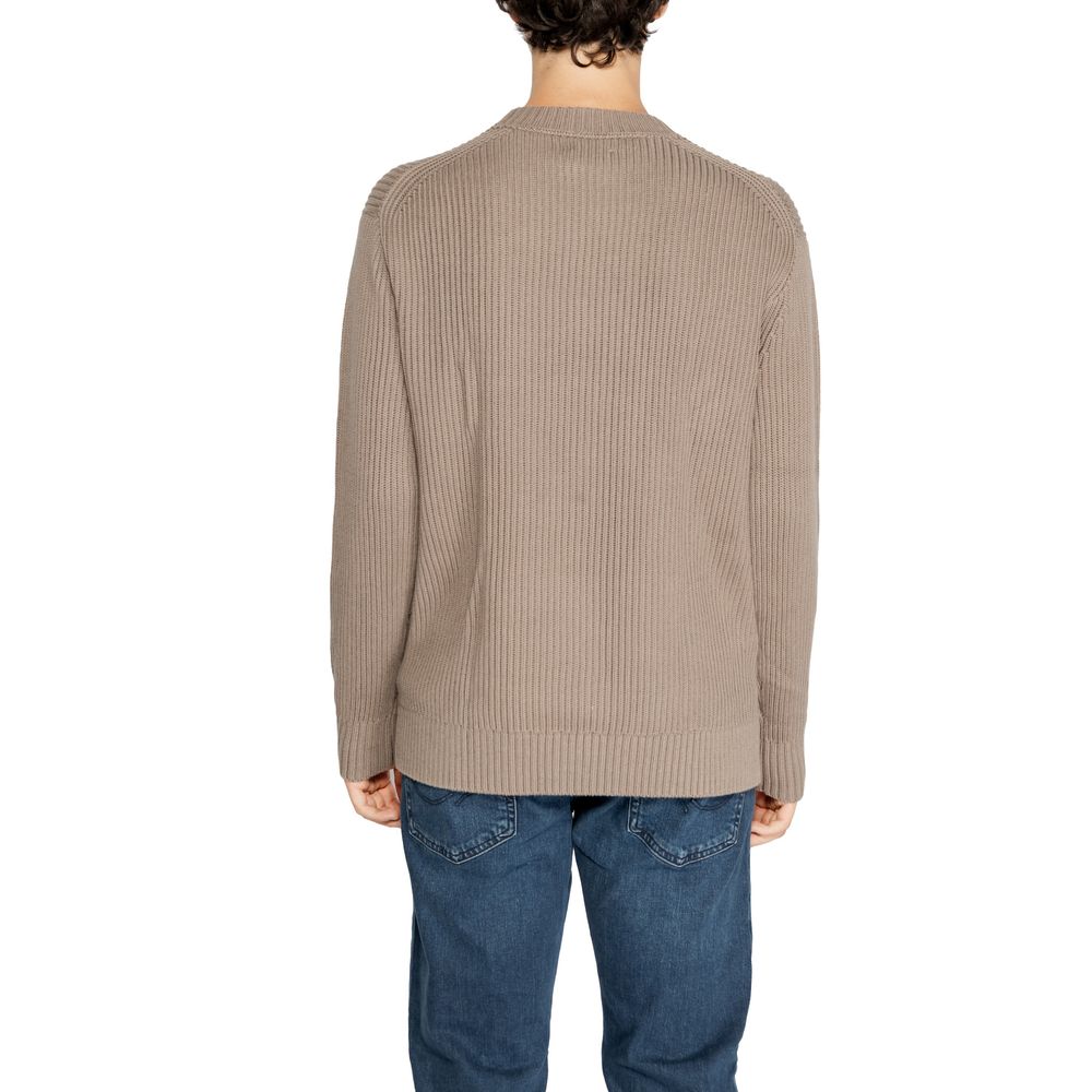 Calvin Klein men’s marrone cotton graphic sweatshirt back view