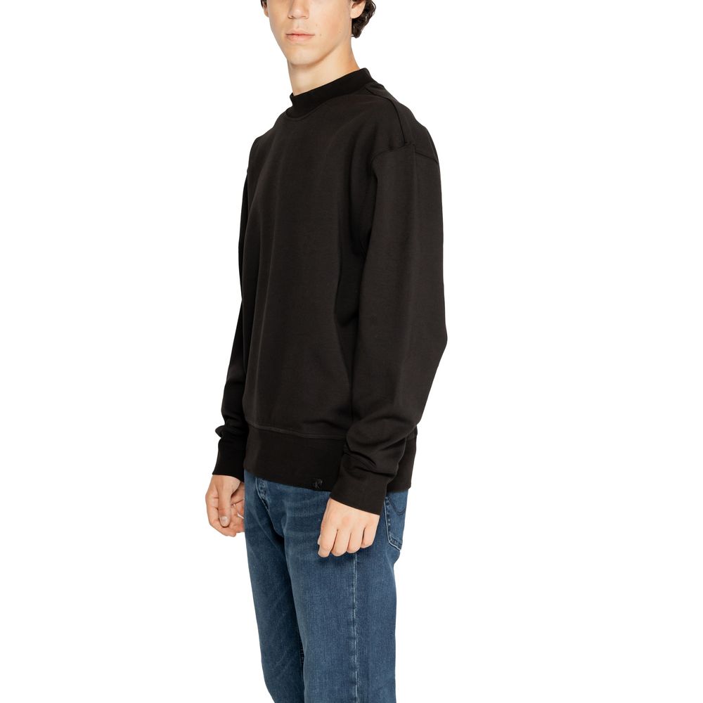 Calvin Klein men’s nero interlock crew sweatshirt front view