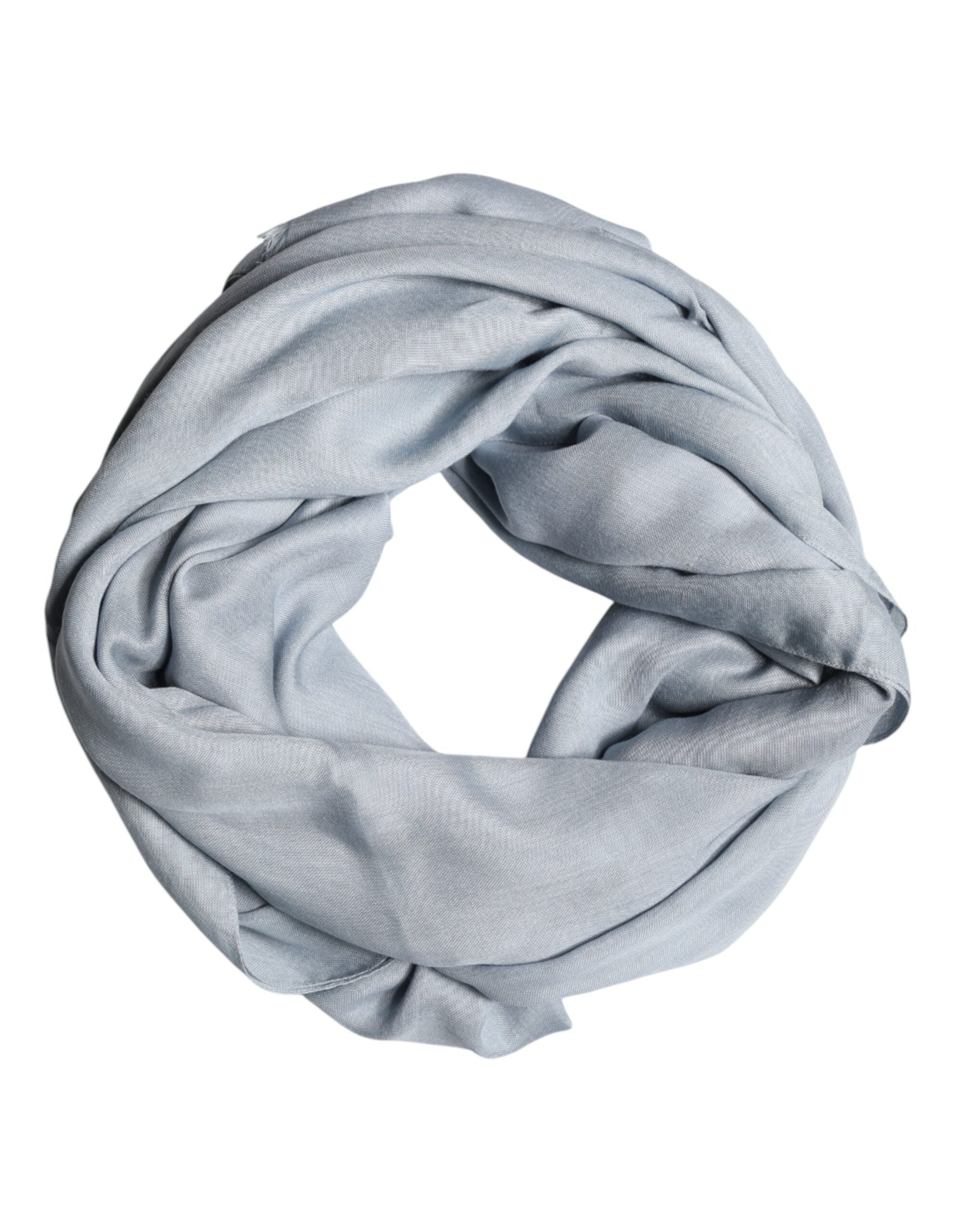 Soft luxurious cashmere shawl in light blue